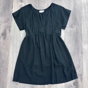 Universal Thread Black Short Sleeve V-Neck Linen Dress